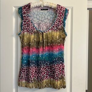 Colorful tunic style sleeveless top beautiful print.Tag says small fits medium